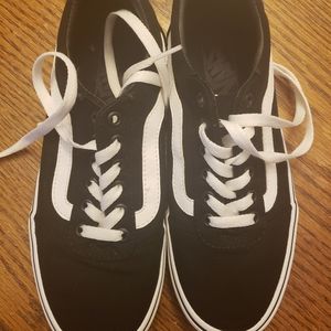 Black Vans, Womens size 8, EUC